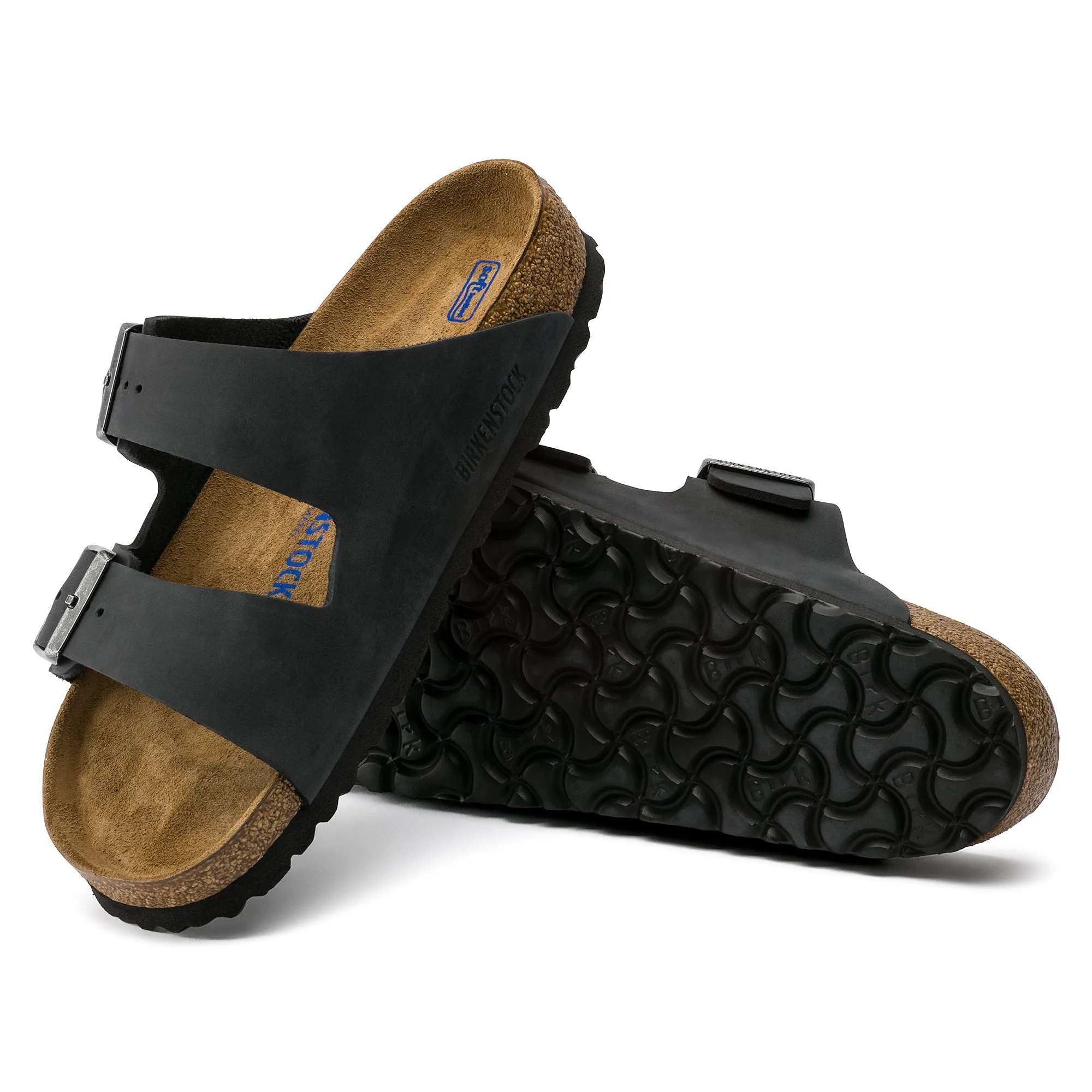 Birkenstock Arizona Soft Footbed Oiled Leather Color: Black (MEDIUM/NARROW WIDTH)