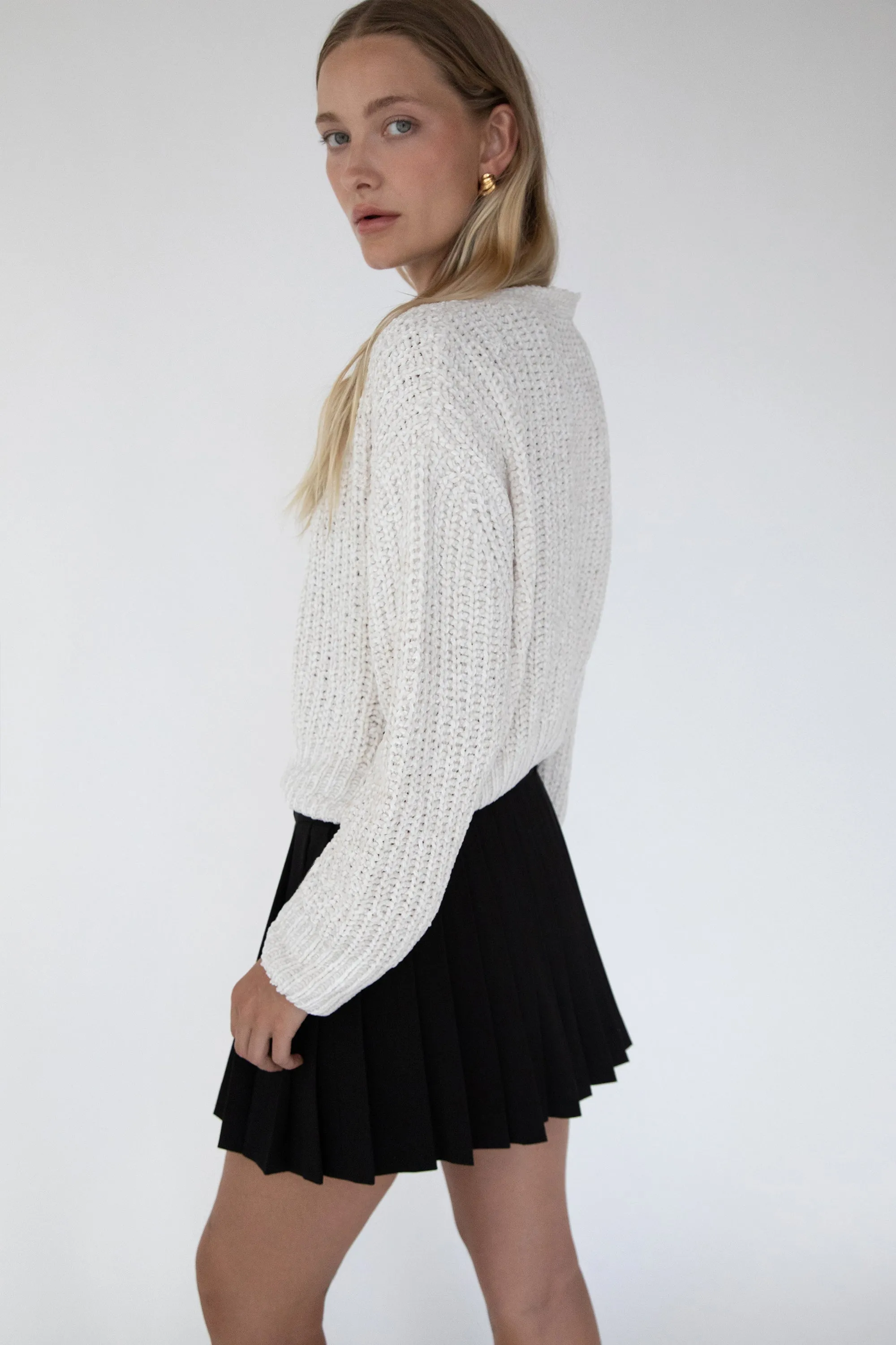 CROPPED CHENILLE KNIT CARDIGAN