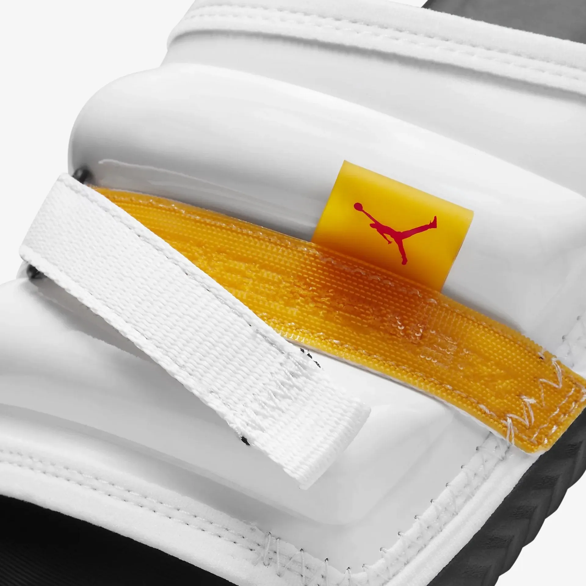 Nike | JORDAN SUPER PLAY SLIDES