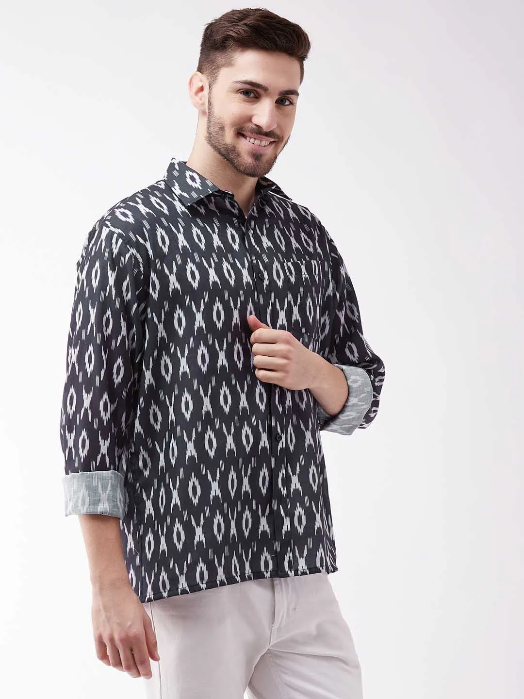 VASTRAMAY Men's Black Cotton Blend Ethnic Shirt