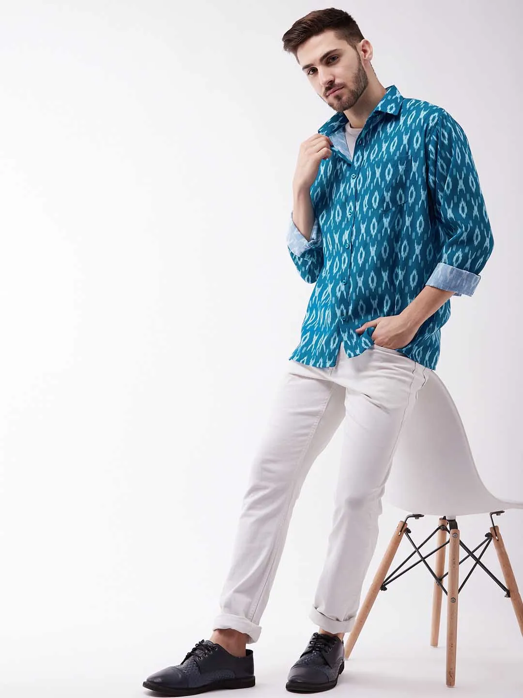 VASTRAMAY Men's Turquoise Cotton Blend Ethnic Shirt