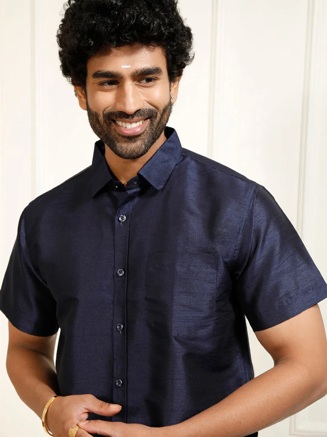 VM By VASTRAMAY Men's Navy Blue Silk Blend Ethnic Shirt